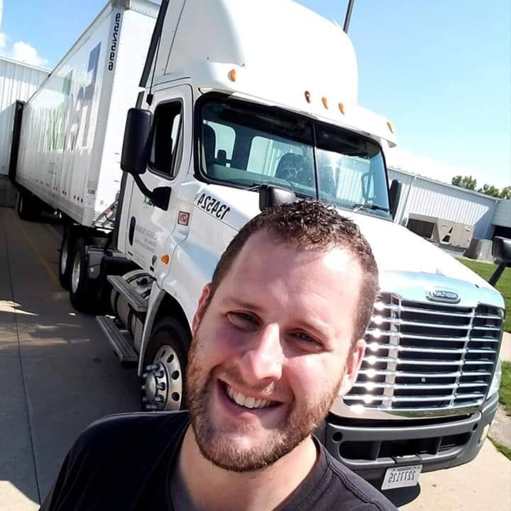 Meet your Posher, Grant